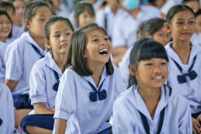 สดจากเยาวชน
