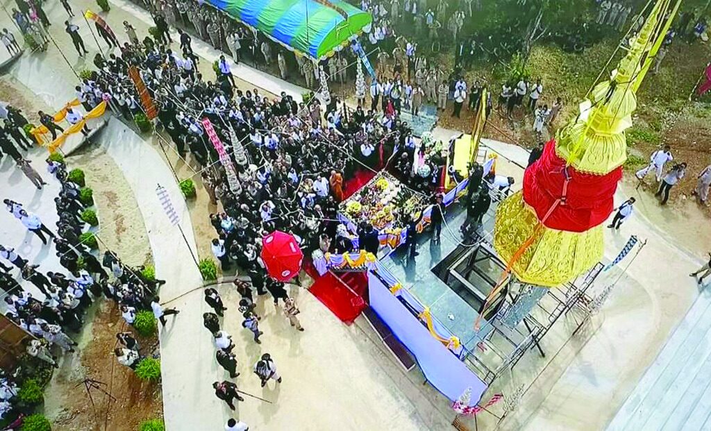เที่ยววัดวันหยุด - พระมหาธาตุเจดีย์โฆสปัญโญฯ วัดโฆสมังคลาราม นครพนม