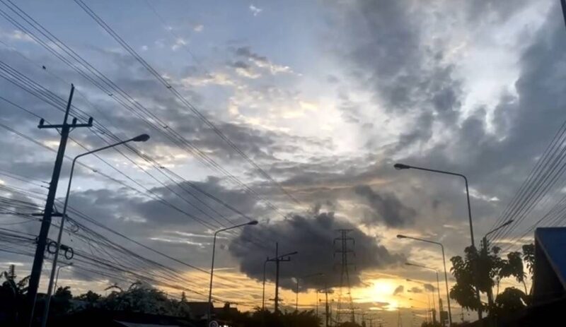 เสียงระเบิดปริศนา