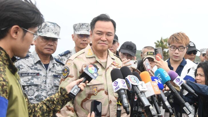 Anutin shrugs off Cambodian call to arrest him over border visit