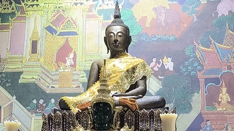 หลวงพ่อปากแดง