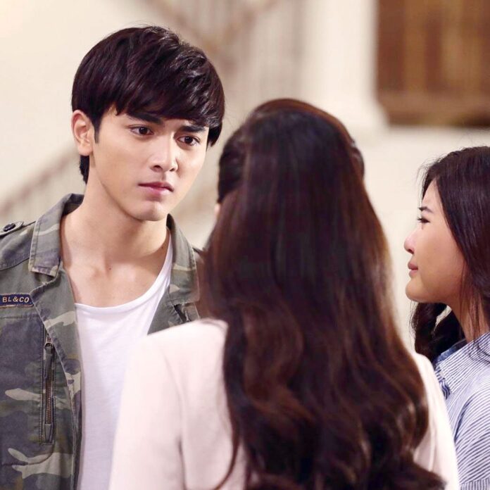 อาทิตย์ใส