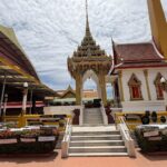 คนบันเทิง และแฟนคลับแน่นวัด ร่วมส่ง ‘เร แม๊คโดแนลด์’ เป็นครั้งสุดท้าย-มิตรภาพส่งต่อรุ่นลูก