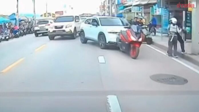 แม่ลูกอ่อน