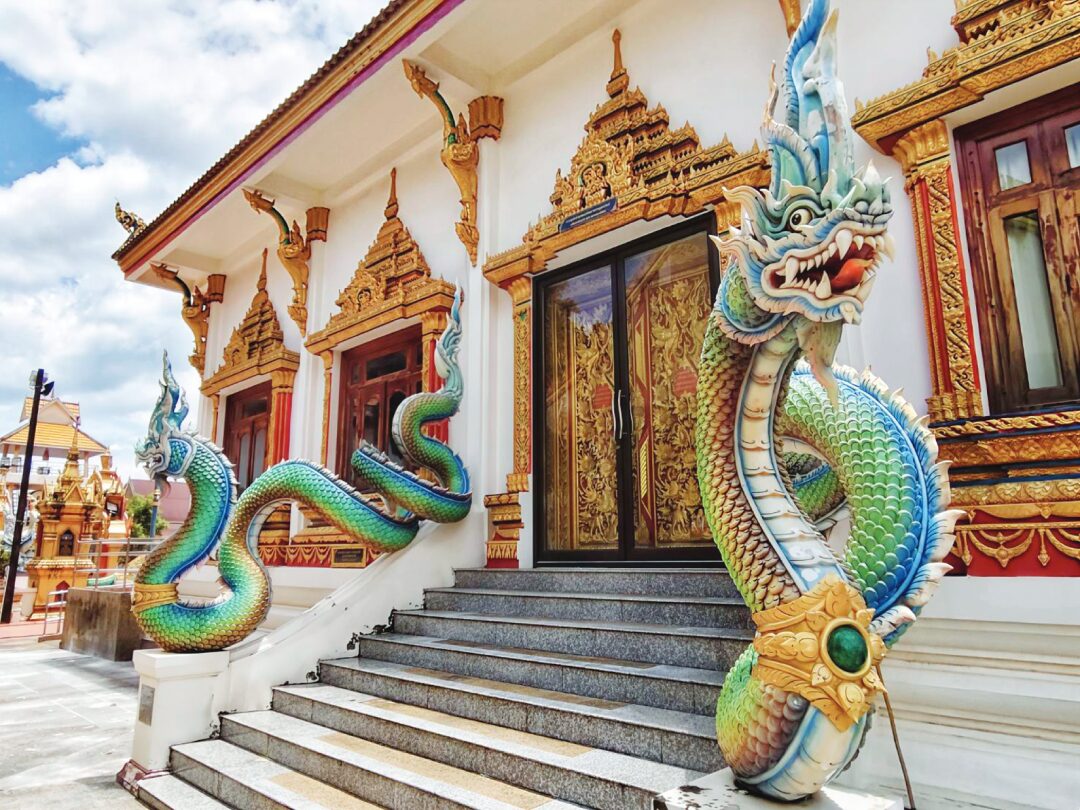 เที่ยววัด-วันหยุด