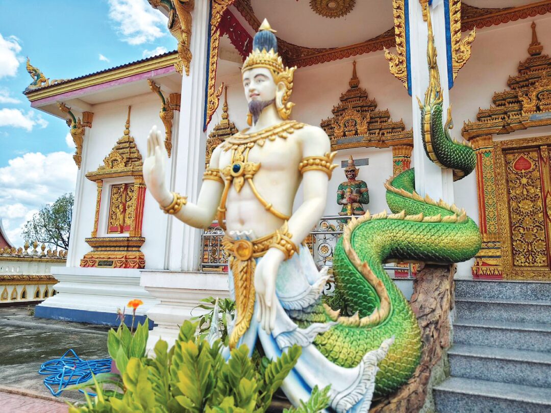 เที่ยววัด-วันหยุด