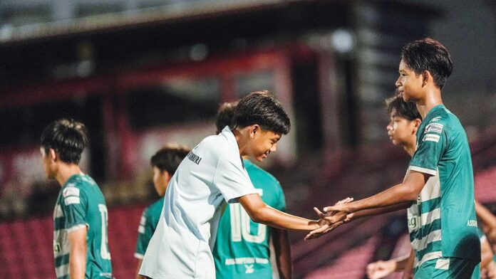 สดจากเยาวชน - อัสสัมชัญยูไนเต็ด คว้าแชมป์สมัย 4