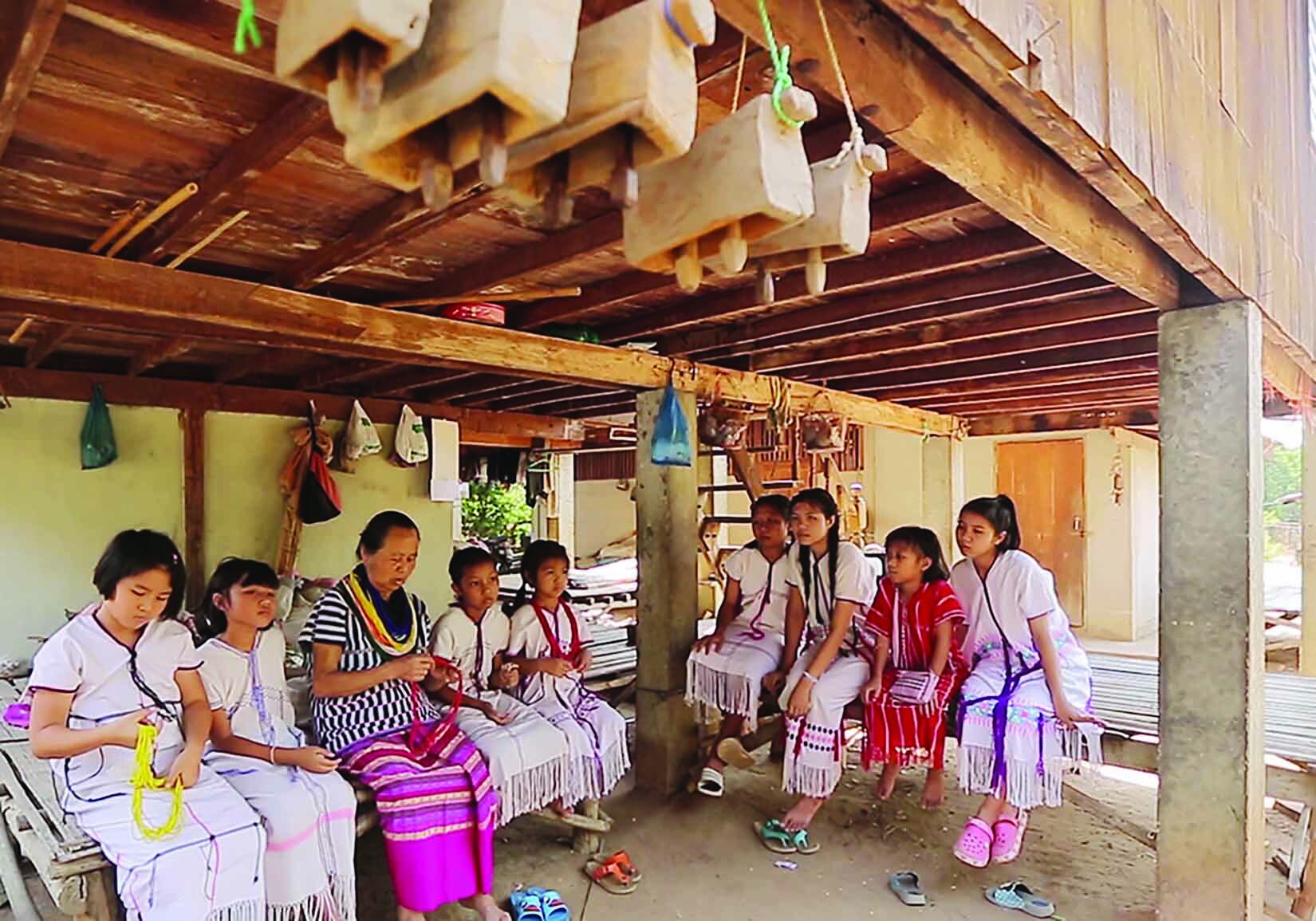 สดจากเยาวชน