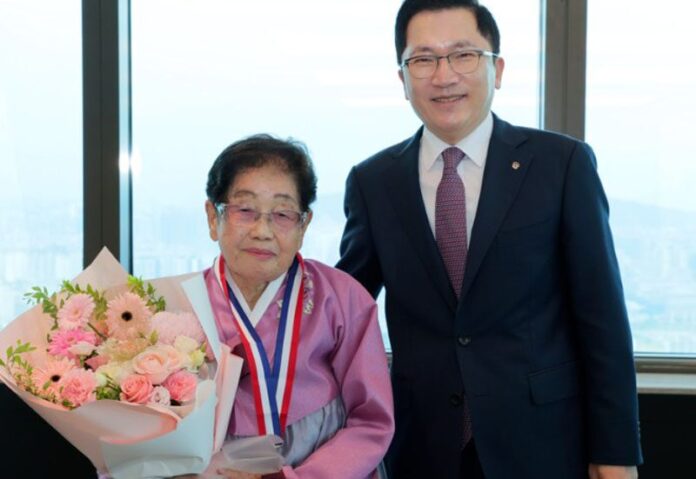 ภาพประกอบ