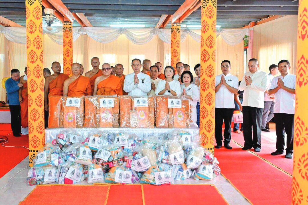 สดจากหน้าพระ