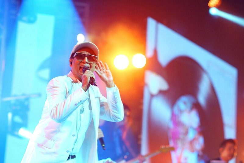 ปิดฉากประทับใจ “ชาตรี อิน คอนเสิร์ต โลกมายา” จัดเต็ม 50 เพลงฮิต