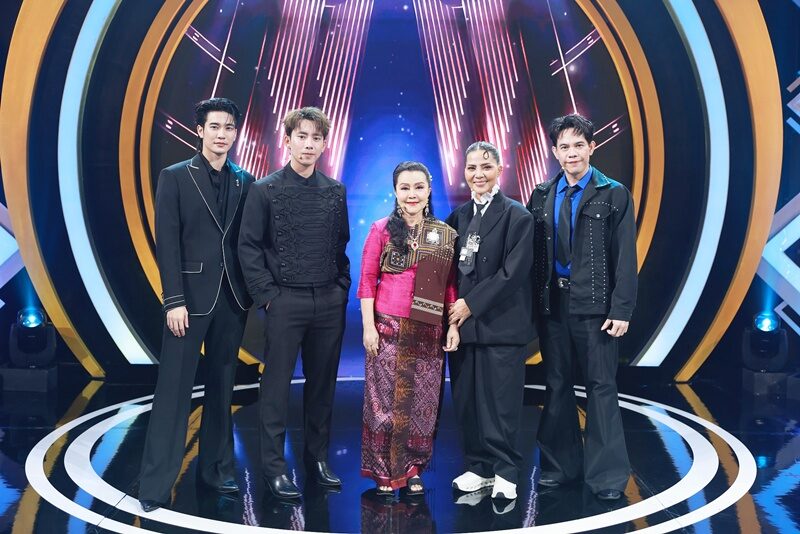 ม่วนคักสะเทือนเวที! 2 หนุ่มฮอต บอย-นุ๊ก จัดเต็มโชว์พิเศษ
