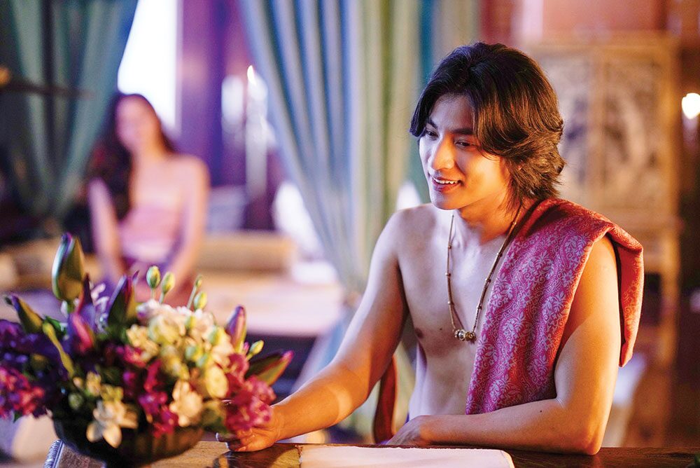 เบื้องหลังมายา - ‘อัศจรรย์วันทอง’อลังการ งาน‘พีเรียด-แฟนตาซี’สุดปัง