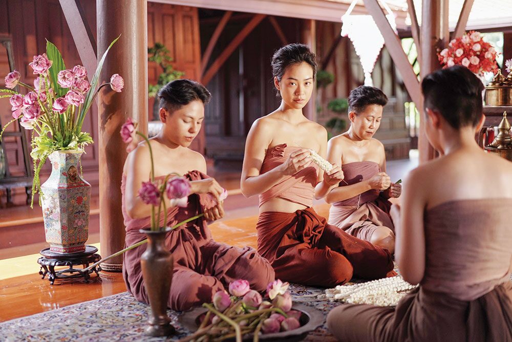 เบื้องหลังมายา - ‘อัศจรรย์วันทอง’อลังการ งาน‘พีเรียด-แฟนตาซี’สุดปัง