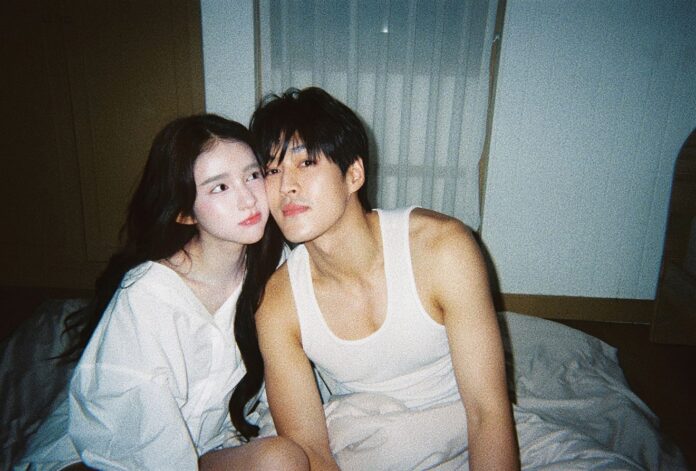 อาทิตย์ใส