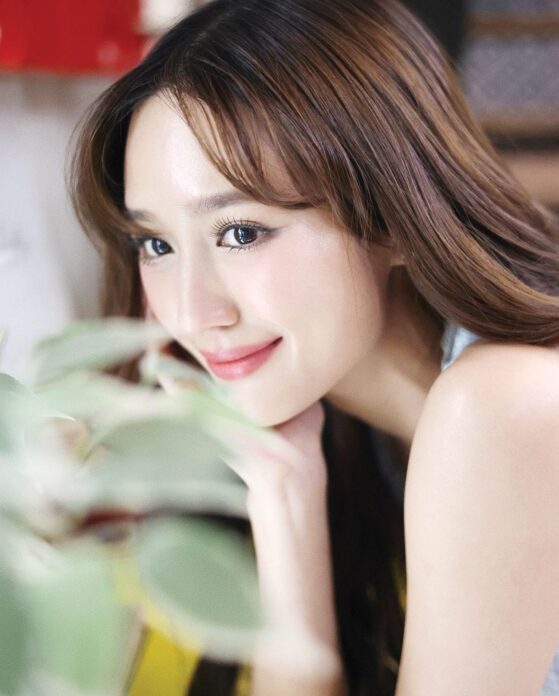 อาทิตย์ใส
