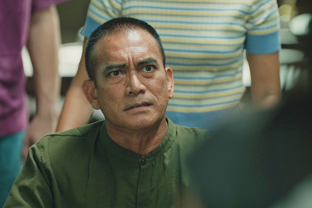 สกู๊ปบันเทิง - ‘คลึง’ซีรีส์ดราม่าจริตไทย ‘ชาร์เลท-เทศน์’ประชันรุ่นใหญ่