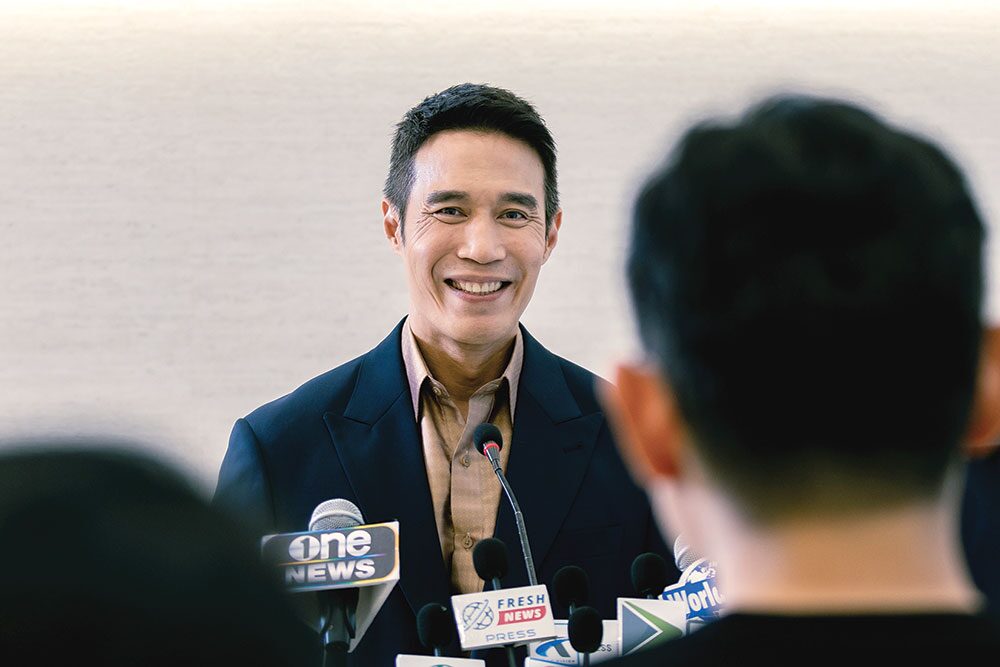 สกู๊ปบันเทิง - ‘คลึง’ซีรีส์ดราม่าจริตไทย ‘ชาร์เลท-เทศน์’ประชันรุ่นใหญ่