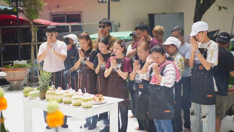 เฮียหน่อย