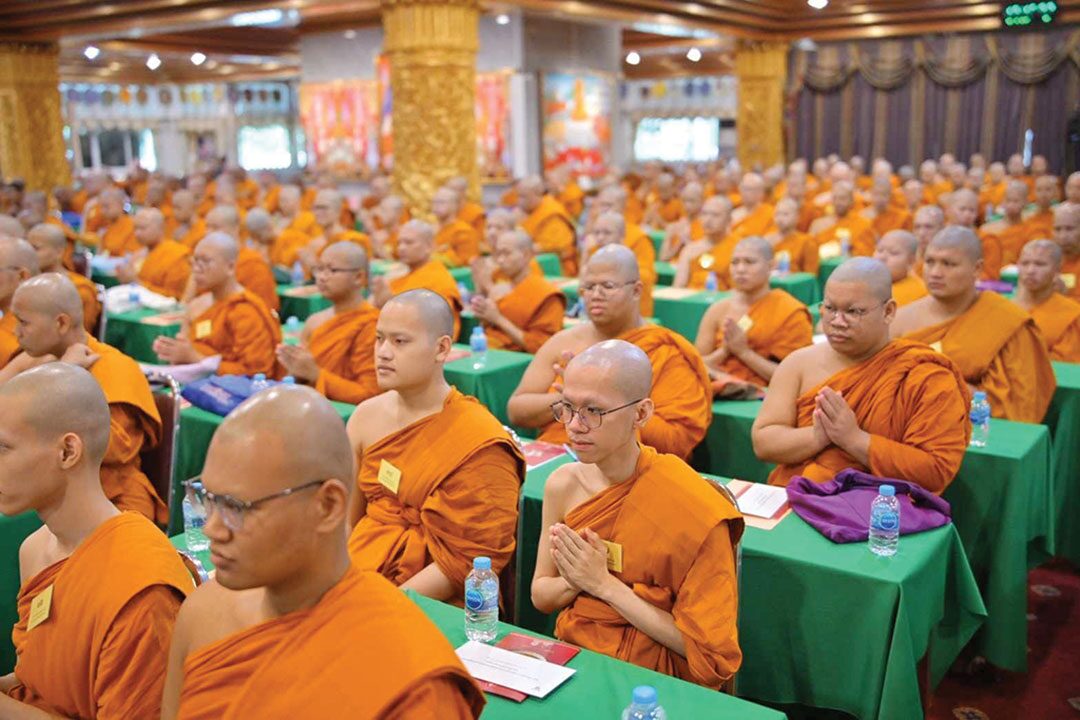 สดจากหน้าพระ - ศน.ถวาย400ทุนหนุนศาสนทายาท ศึกษาพระปริยัติธรรมสานพุทธศาสนา