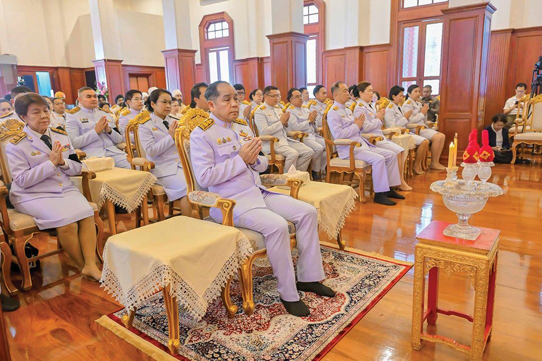สดจากหน้าพระ - พิธีบำเพ็ญพระราชกุศลอุทิศ ถวาย‘สมเด็จพระพันปีหลวง’