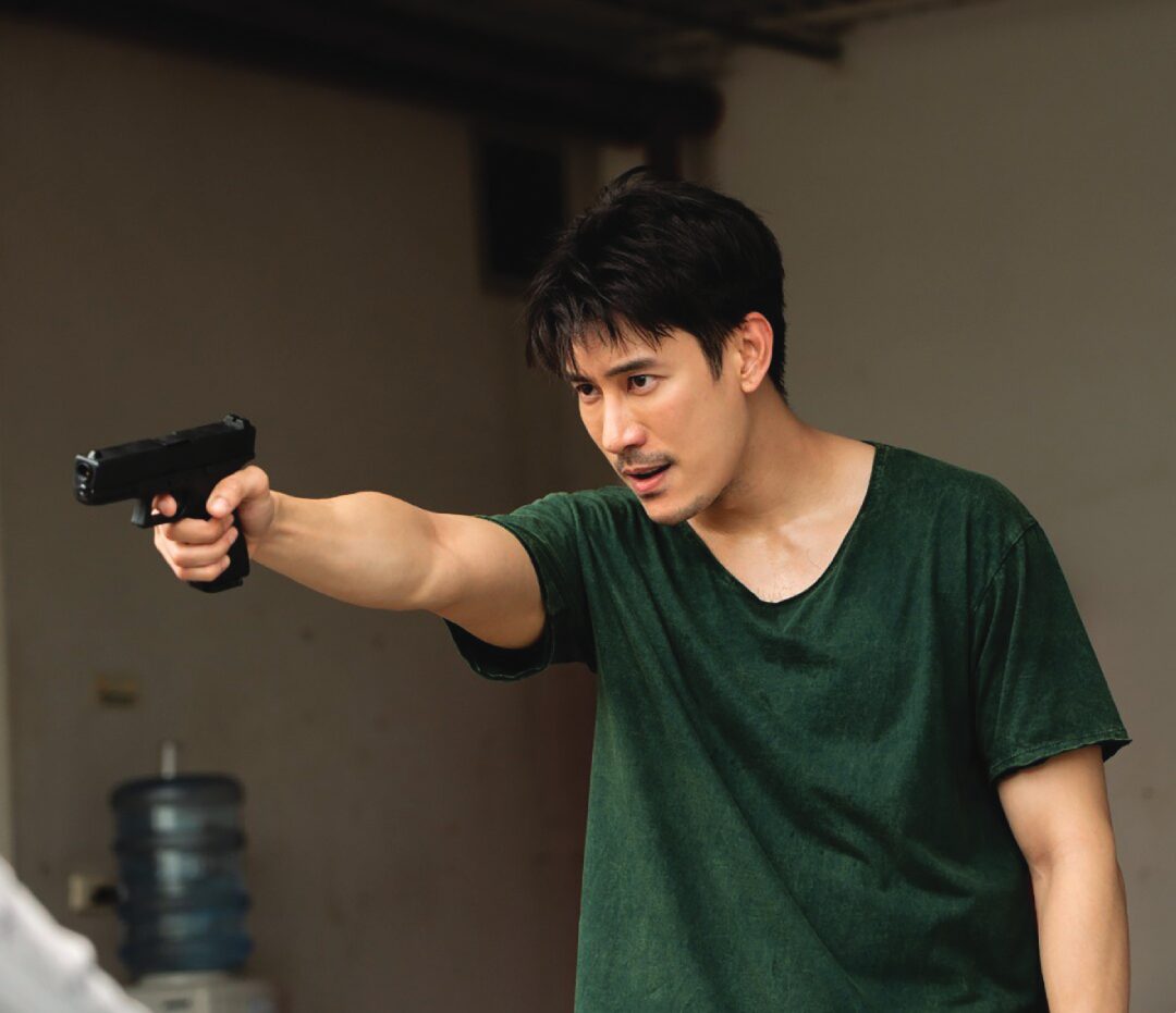อาทิตย์ใส