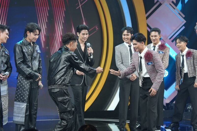 บัลลังก์หมอลำ เวทีเดือด! ร่วมลุ้นผลตัดสิน เผยโฉม 12 หนุ่มหมอลำคว้าตั๋วไปต่อ