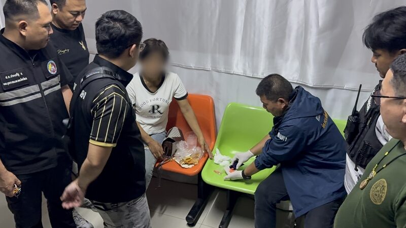 Suphan Buri woman caught with 220 yaba pills hidden in a crepe
