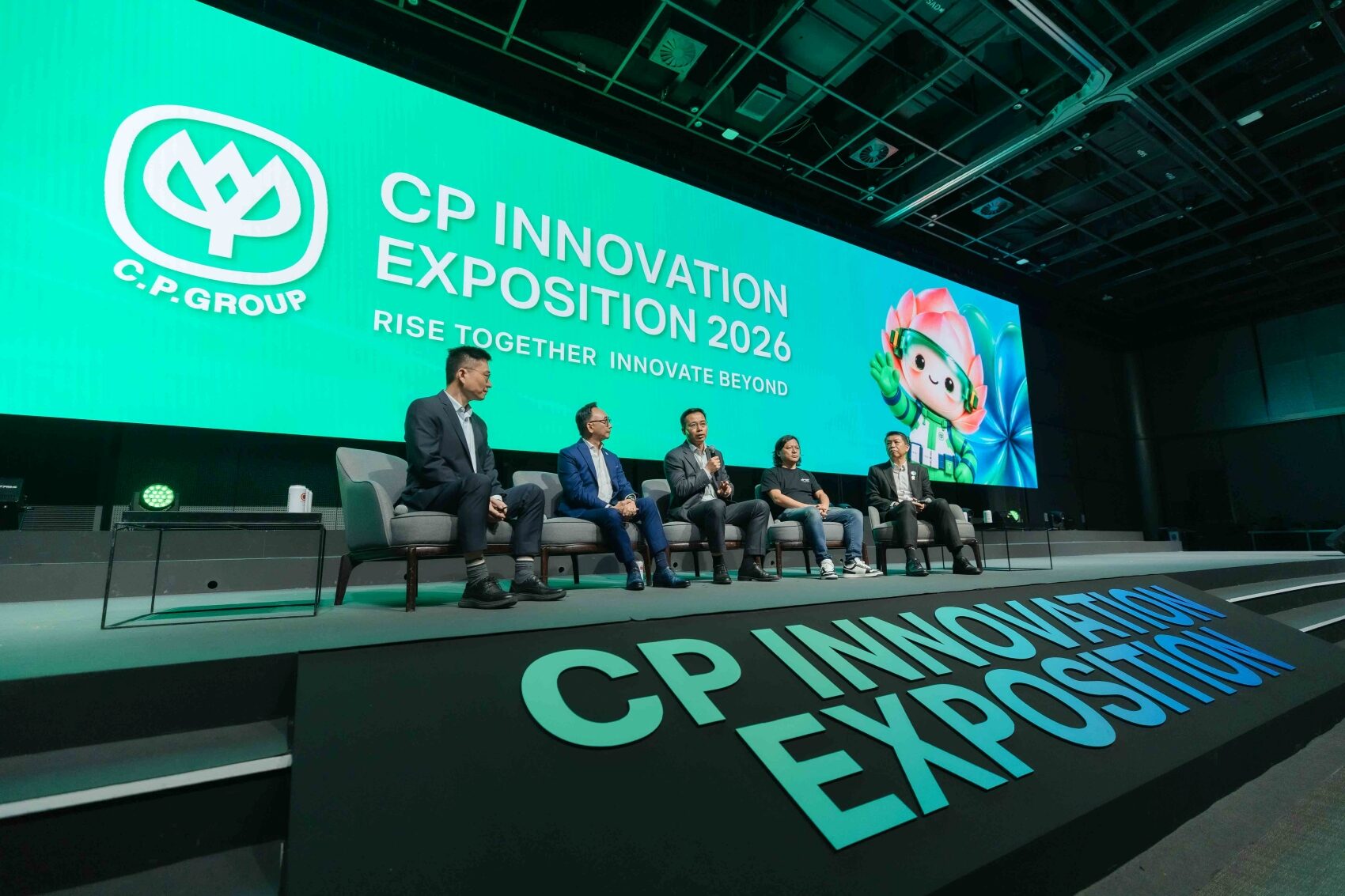 เครือซีพี-ทรู เปิดเวที Frontier Tech ใน CP Innovation Exposition 2026 ชูหุ่นยนต์ ควอนตัม ดาวเทียม นิวโรเทค