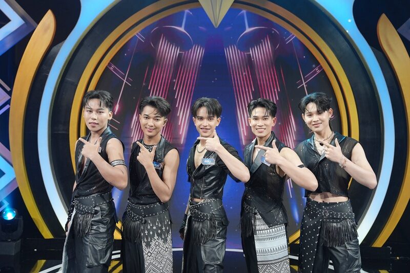 บัลลังก์หมอลำ เวทีเดือด! ร่วมลุ้นผลตัดสิน เผยโฉม 12 หนุ่มหมอลำคว้าตั๋วไปต่อ