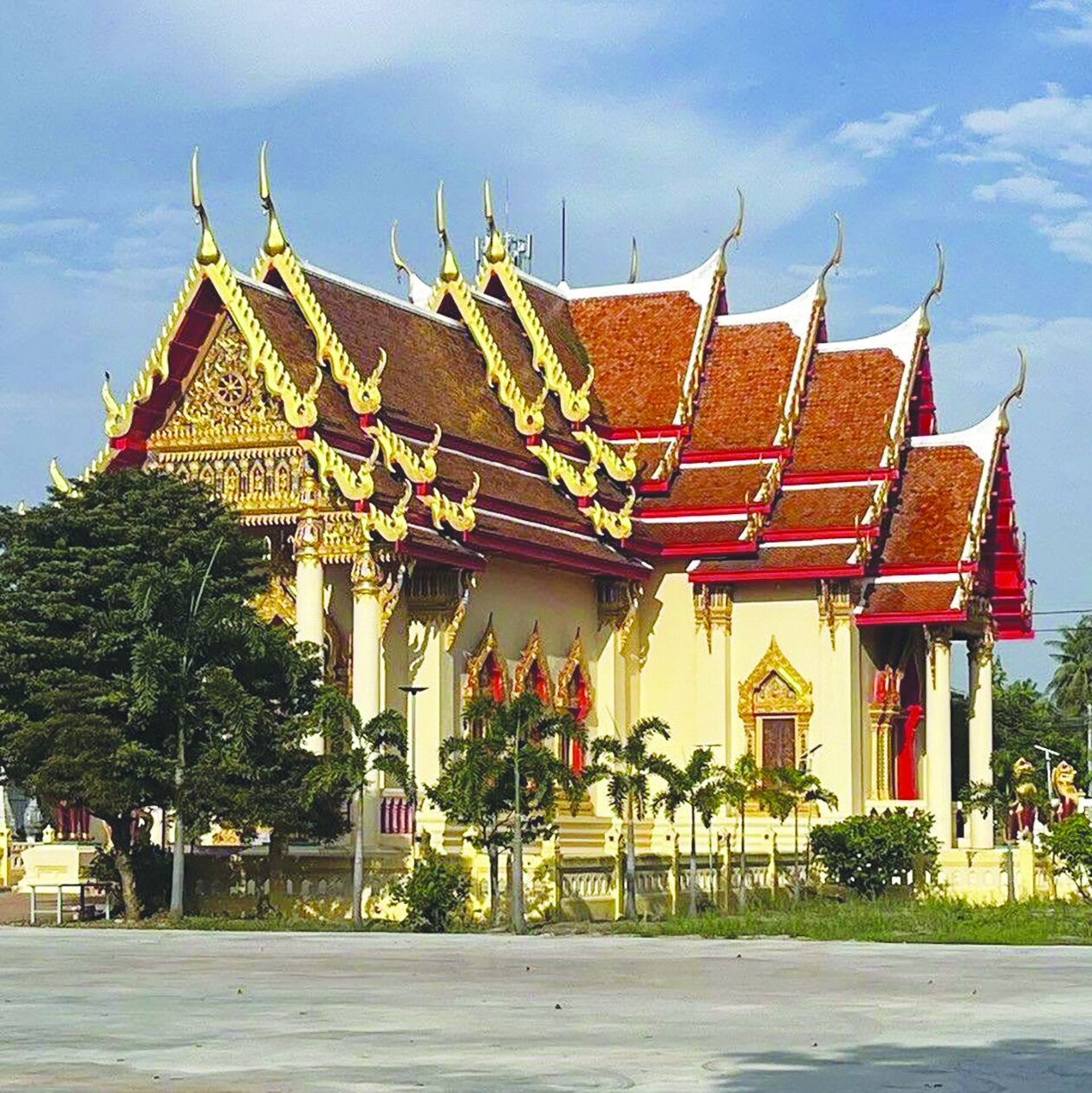 ข่าวสดพระเครื่อง - เหรียญหลวงพ่อเล็ก วัดสามจีน-บางคนที