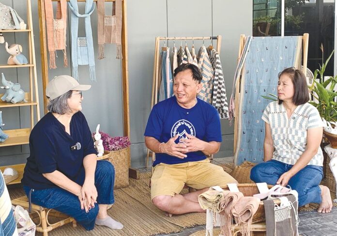 สดจากเยาวชน