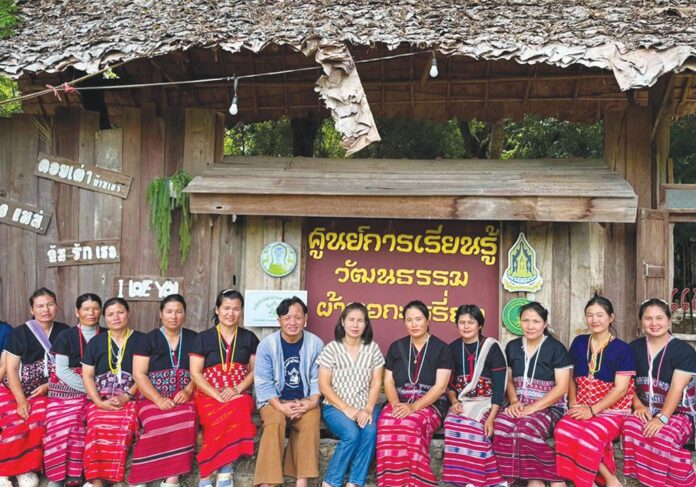 สดจากเยาวชน