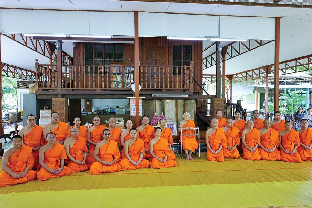 สดจากหน้าพระ - คณะสงฆ์วัดสระเกศ-สักการะ ‘สมเด็จพระพุทธโฆษาจารย์’