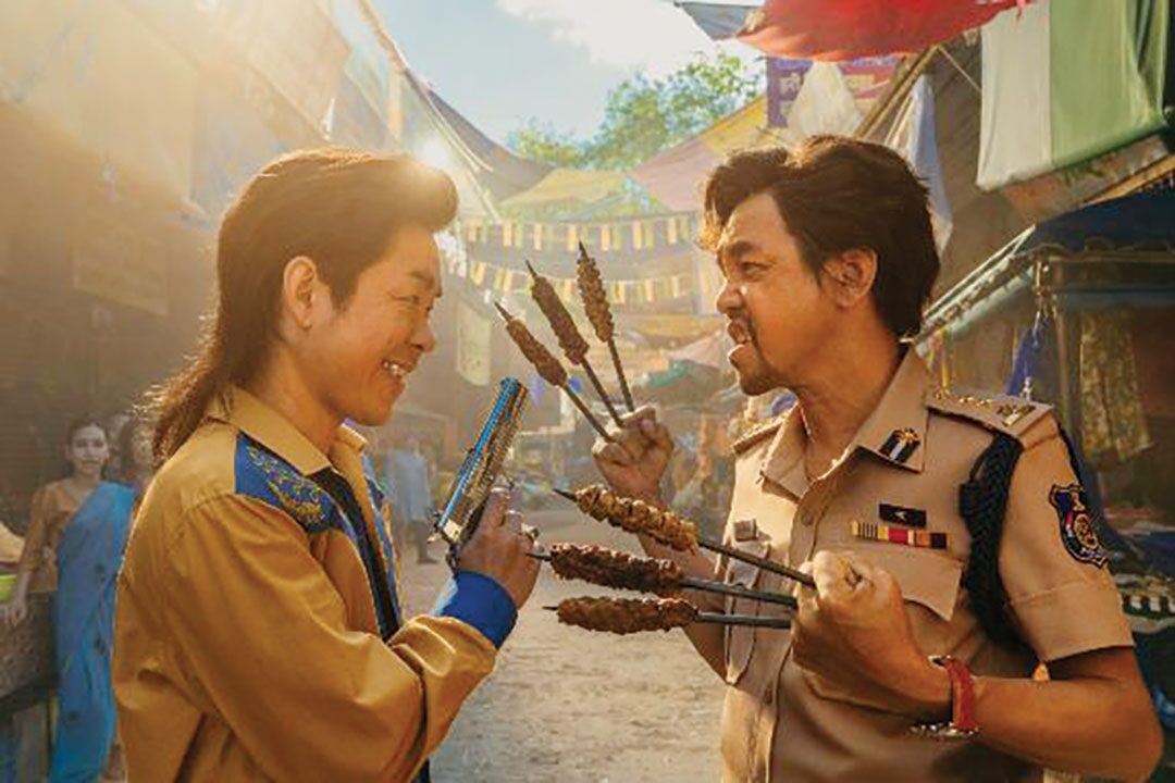 เสาร์สด - ‘เท่ง-โบว์’นำทีมบู๊โบ๊ะบ๊ะ! หนังคอมเมดี้สุดฮา‘แก๊งโอเวอร์’