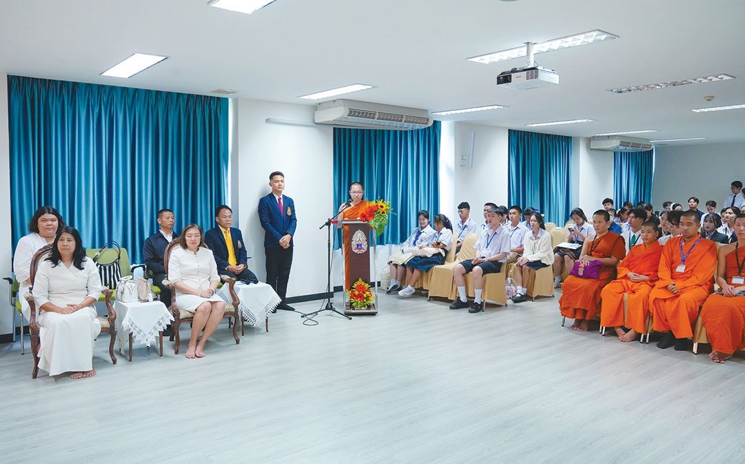 สดจากหน้าพระ - มอบรางวัลผู้ชนะประกวดบทความ เฉลิมพระเกียรติสมเด็จพระสังฆราช